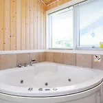 Tatil Evi 8 Person In Otterup-by Traum *