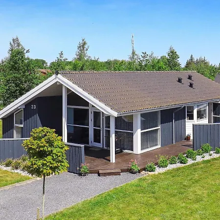 Three-bedroom In 4 Otterup