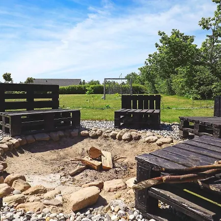 8 Person In Otterup-by Traum * Otterup