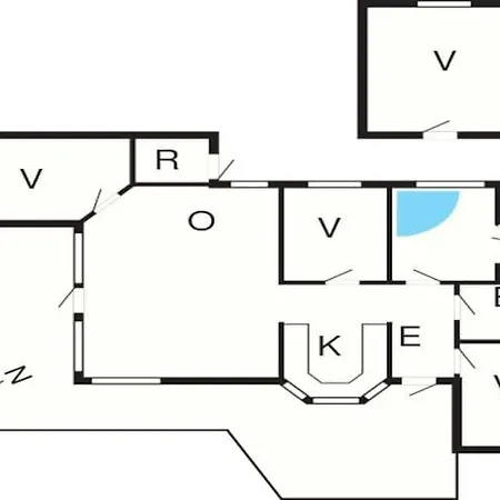 Holiday home Three-bedroom In 4