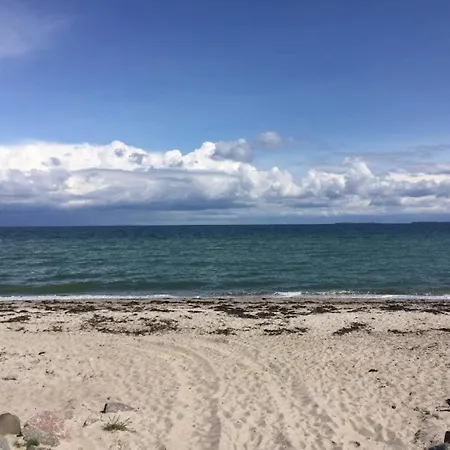 8 Person In Otterup-by Traum * Otterup