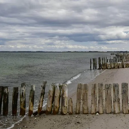 8 Person In Otterup-by Traum